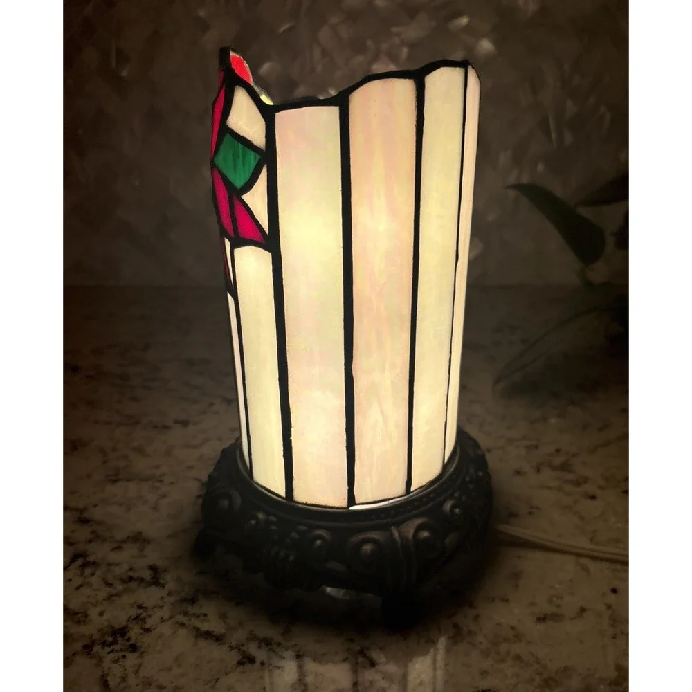Tiffany Style Night Light Poinsettia Design Christmas‎ Ambience Read